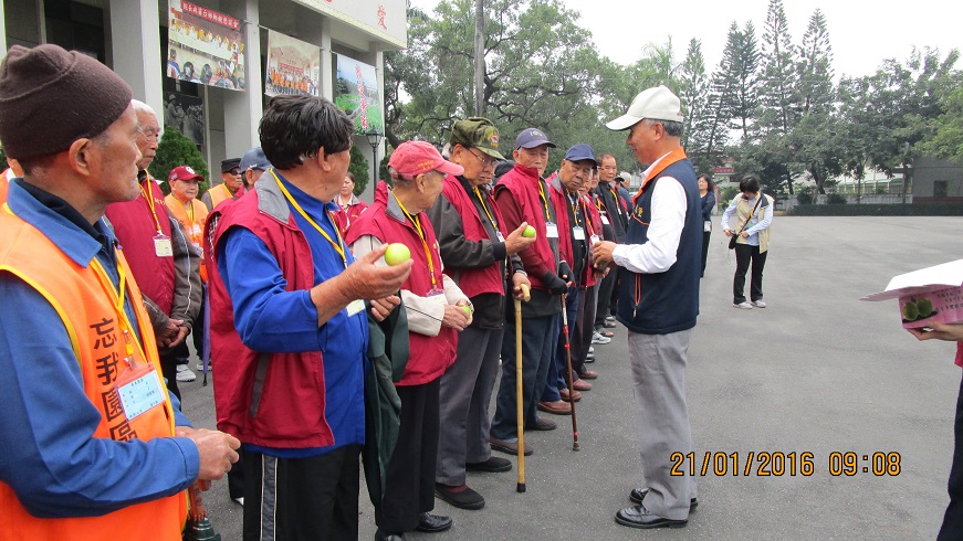 105年1月21日大手牽小手，國防知性懷舊之旅