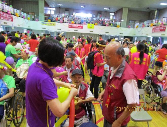 104年6月28日音活嘉年華-屏東榮家爺寶樂活健康動