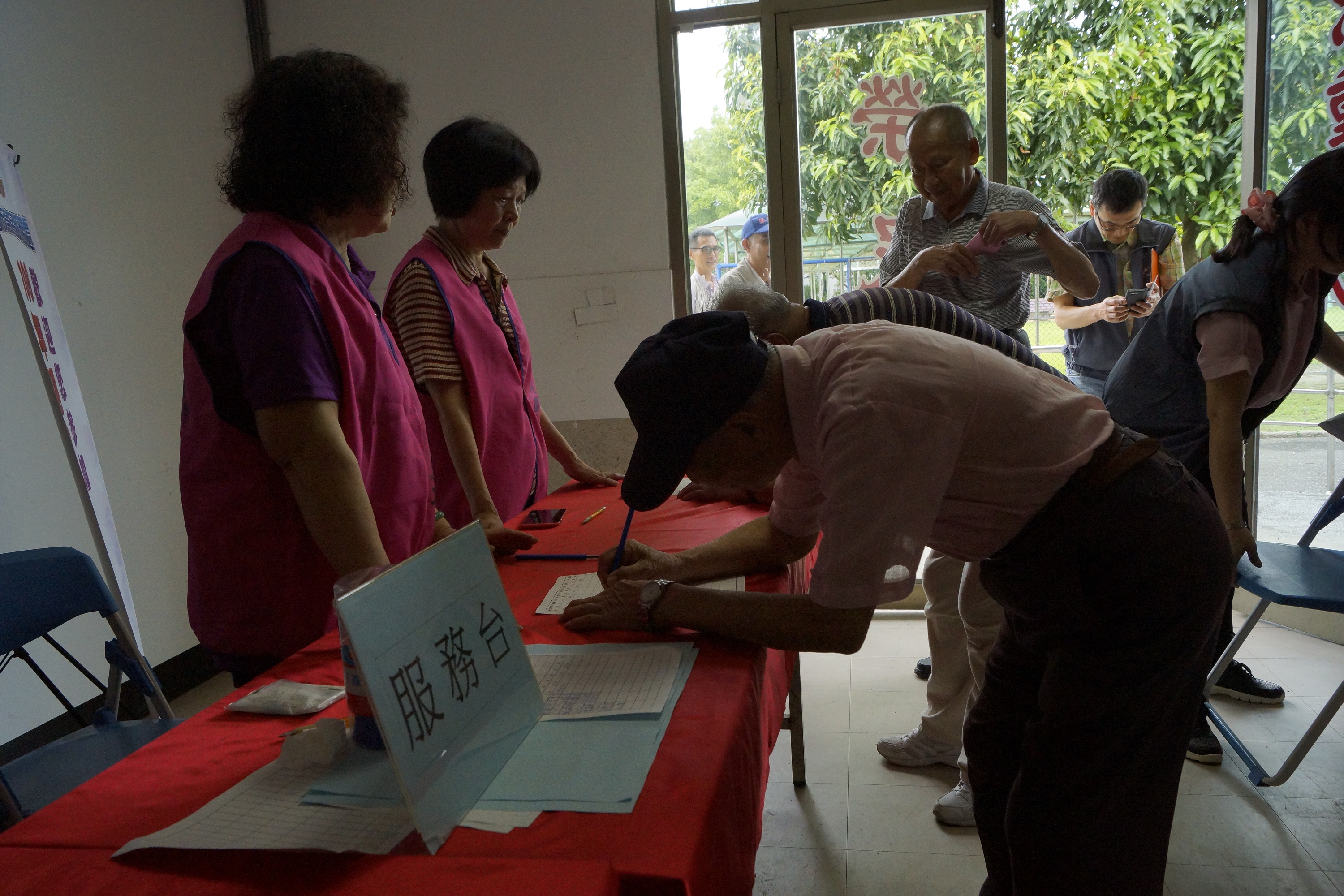 桃園市榮民服務處假本家辦理外住榮民分區座談會