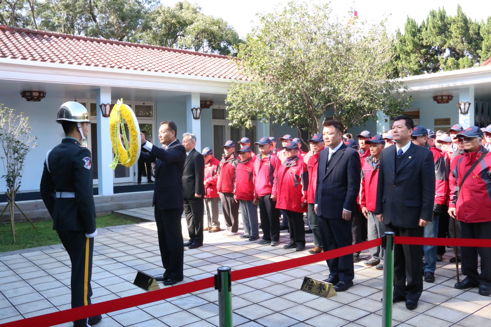 經國先生逝世30周年 李翔宙主委謁陵追思