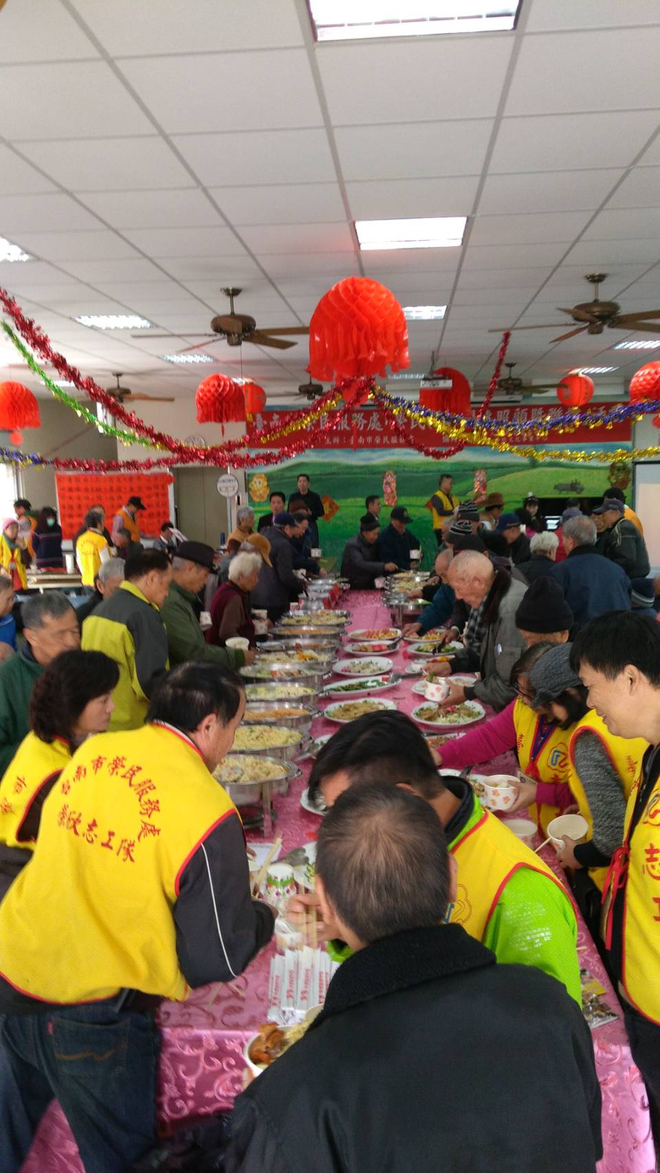 臺南市榮民服務處-107年2月1日「寒冬送暖餐會」活動