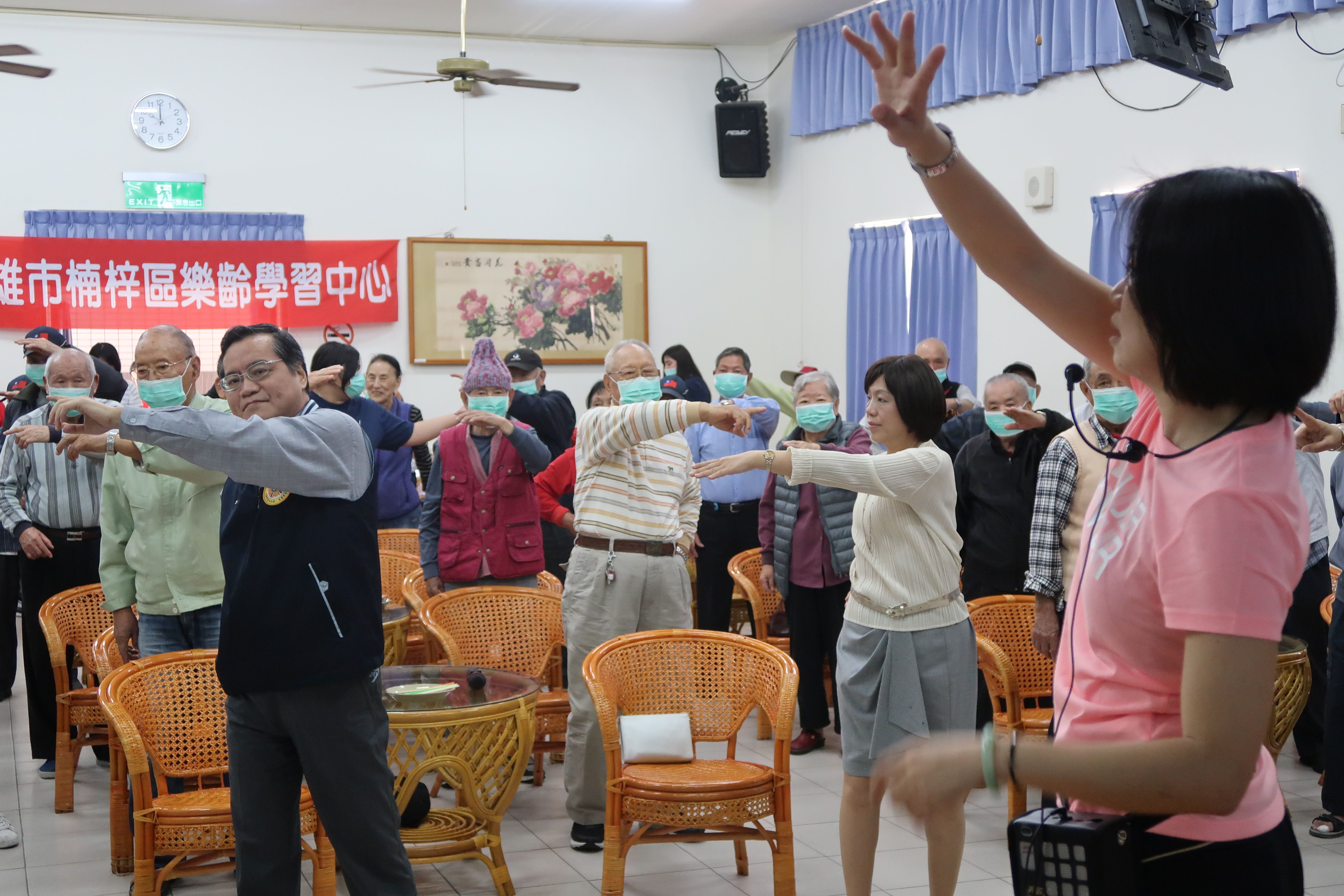 107年3月15日減塑愛地球  改造吸管再變身