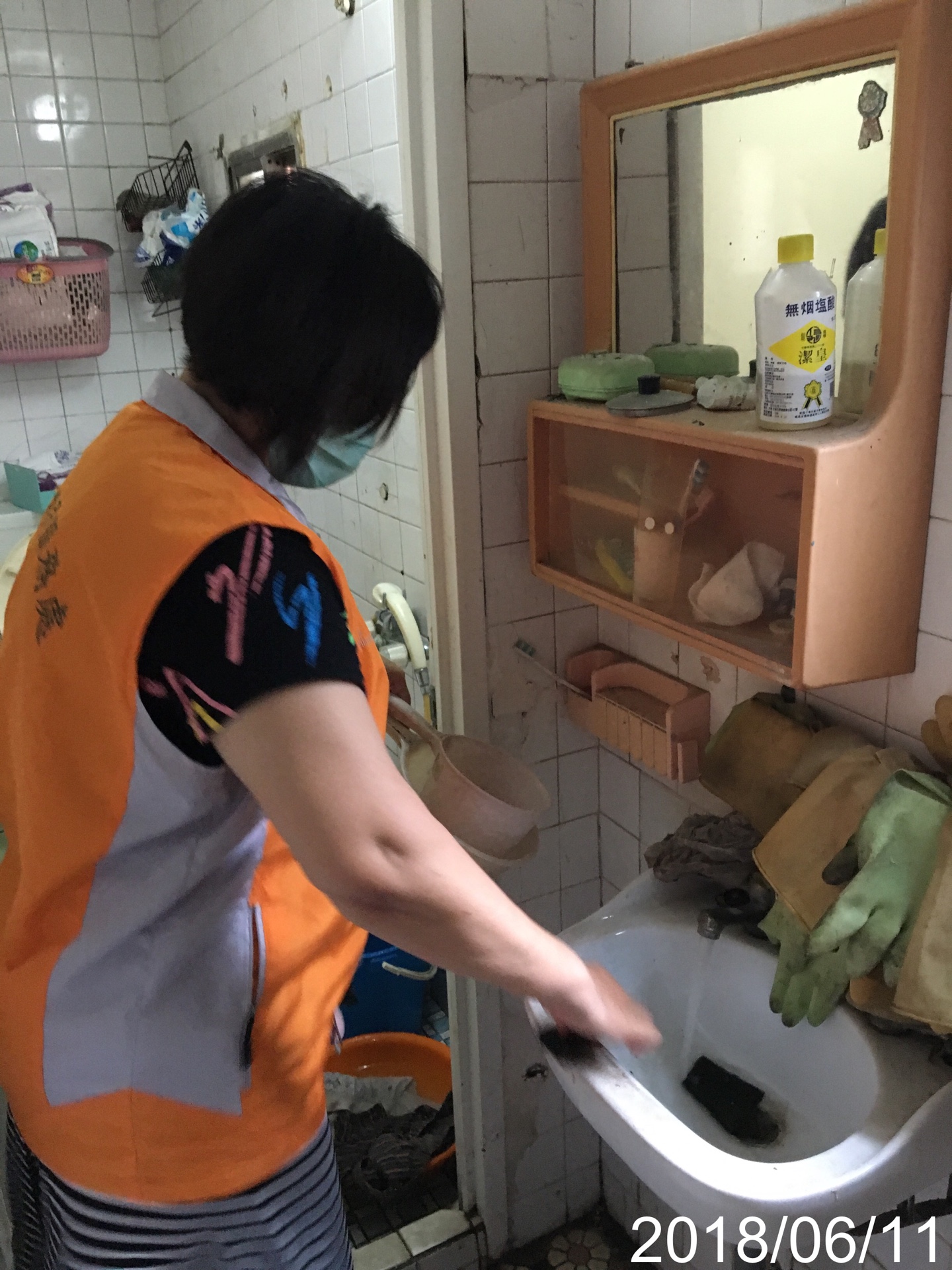 臺南市榮民服務處-10706協助單身獨居榮民環境打掃落實感動服務