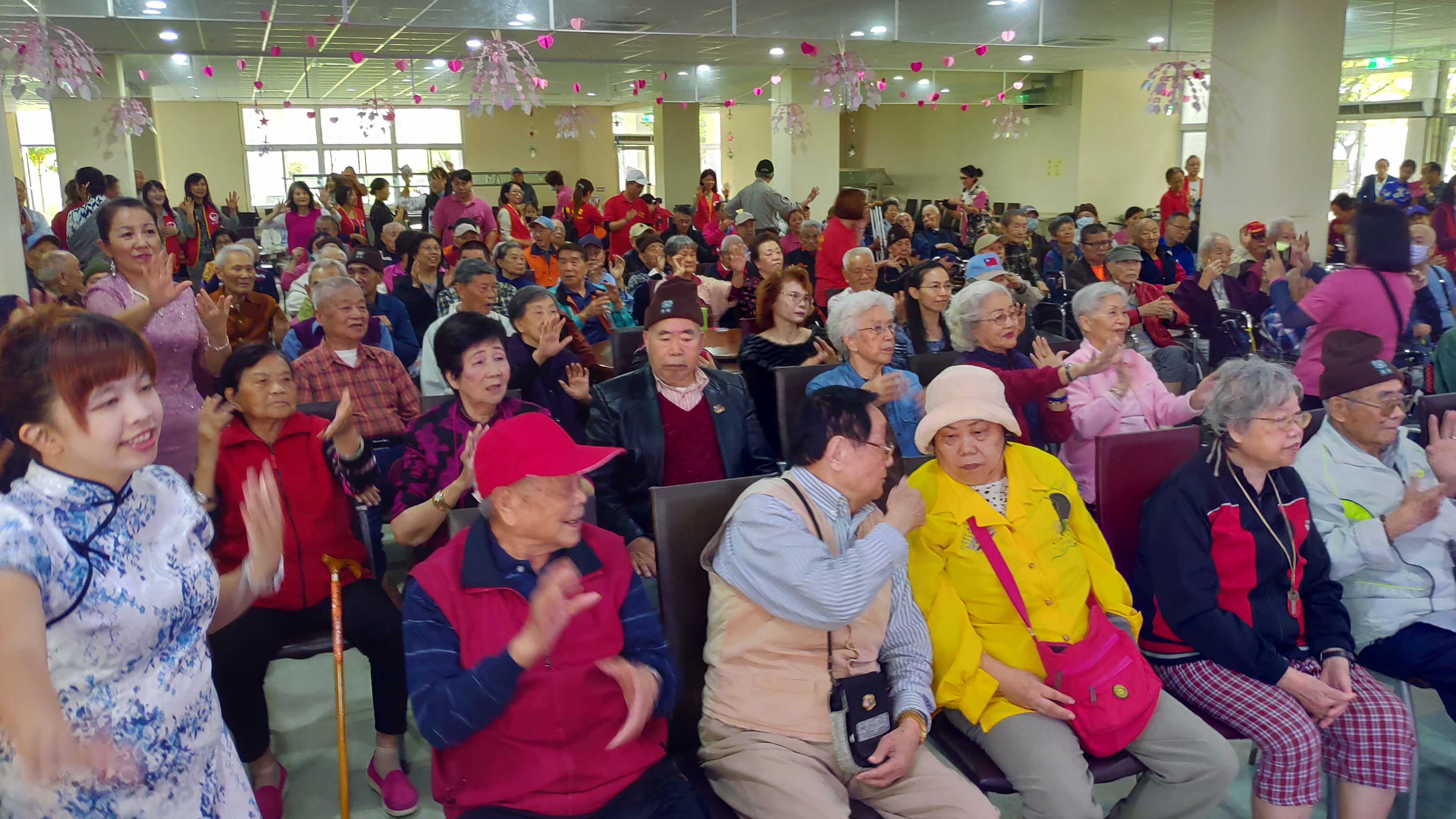 新北市點亮小蠟燭協會慶重陽活動