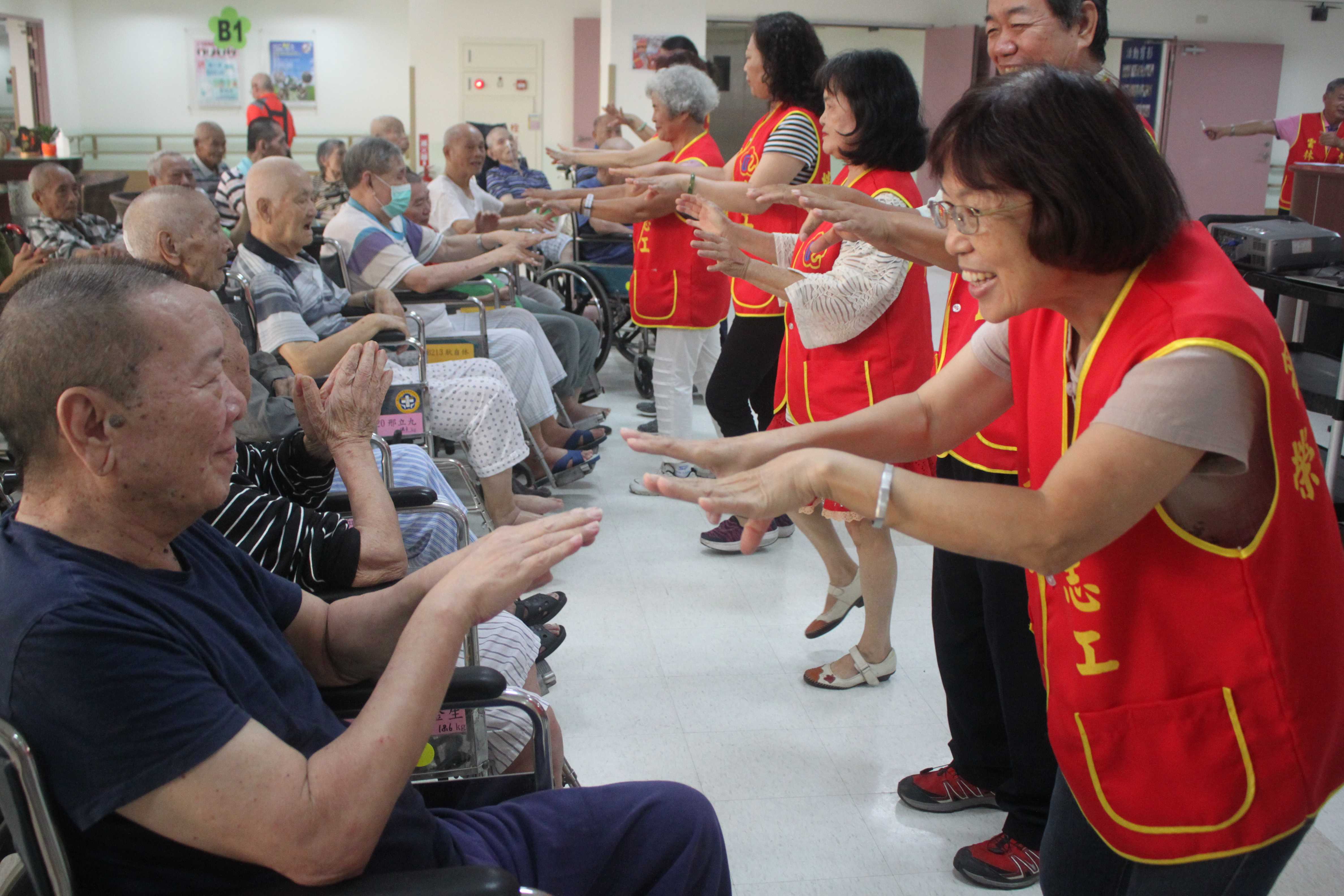 107年10月23日榮欣志工慰問