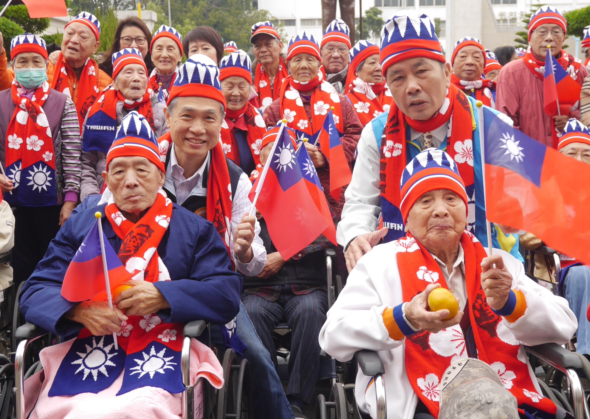 108年1月1日總統府春節致贈茂谷柑予高雄榮民之家