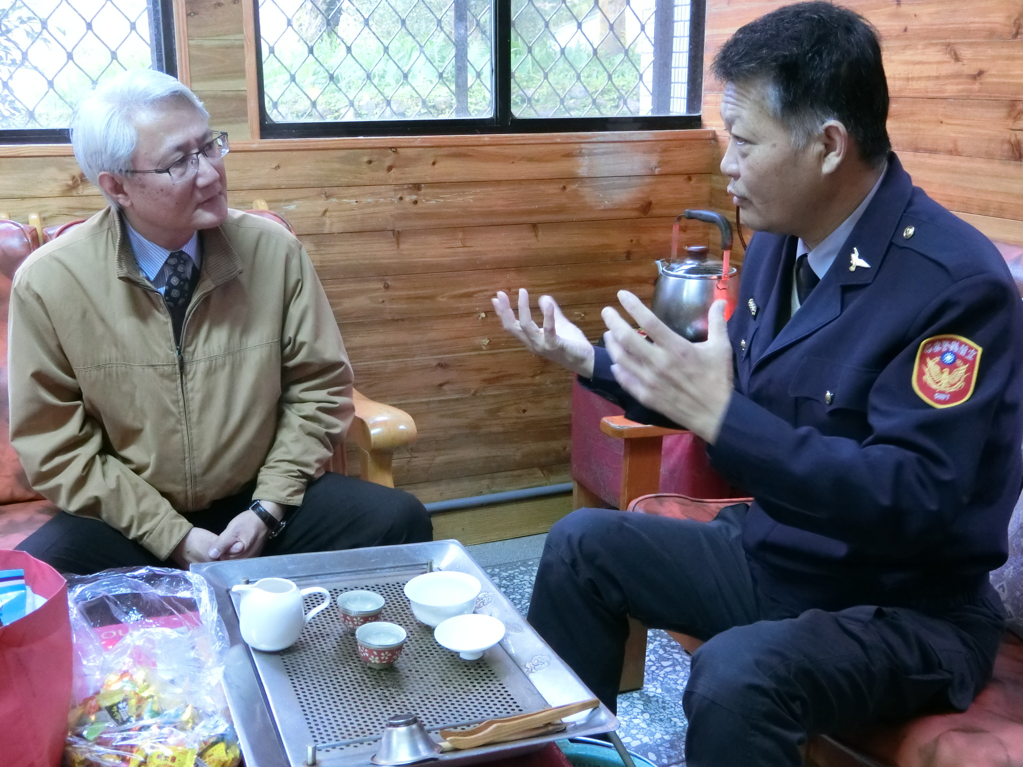 波麗士積小善為大善多年來默默認養遺孤捐贈物資照顧弱勢榮民(眷)