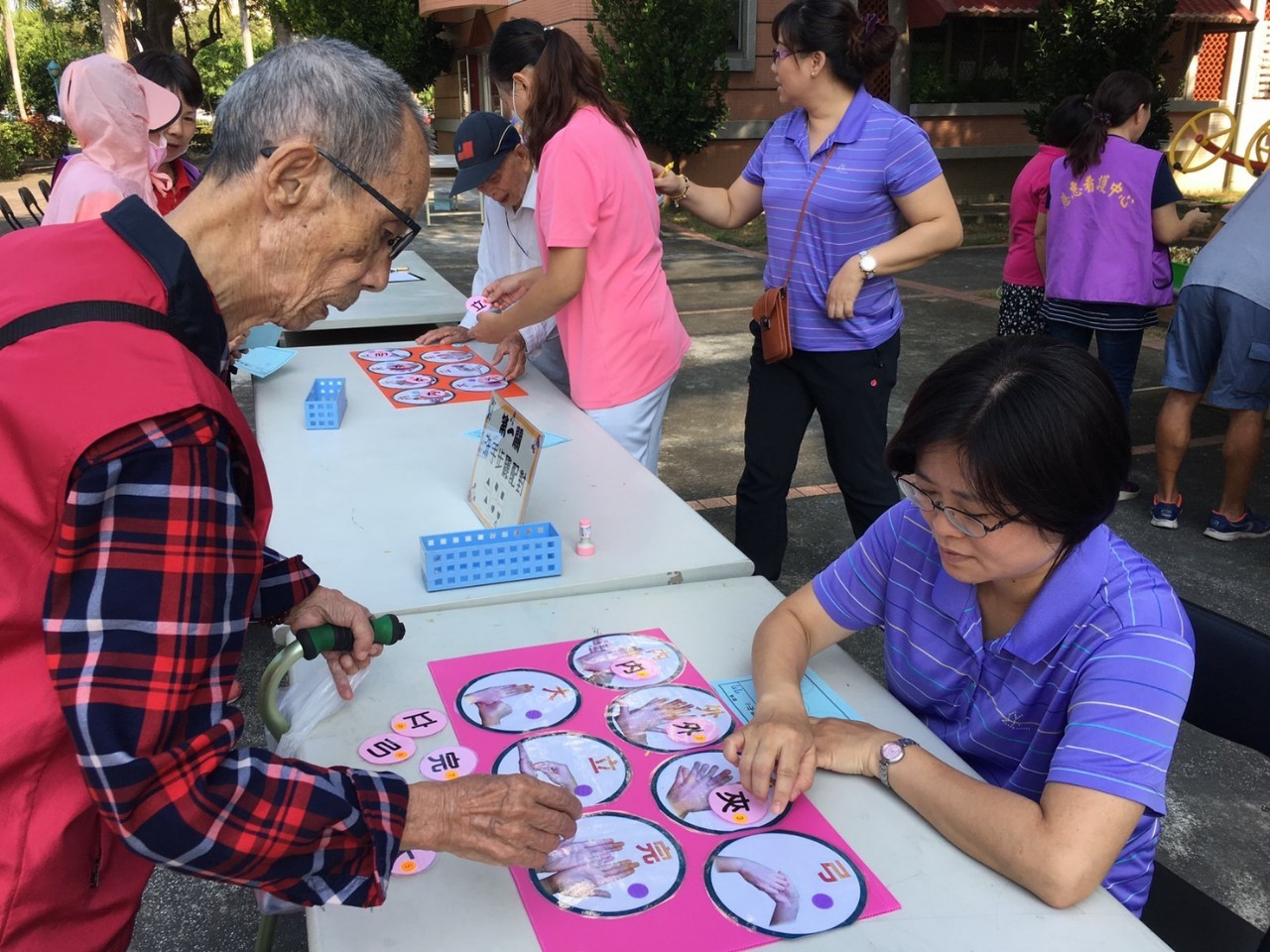 高雄榮家手護健康，疫起做就對