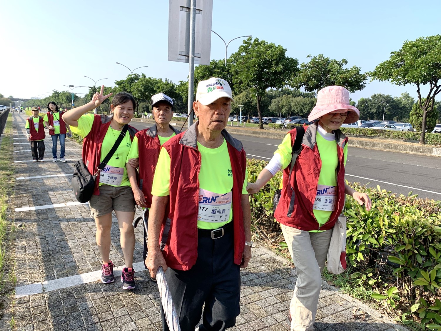 108年11月16日屏東榮家參加喬本JO愛RUN路跑嘉年華