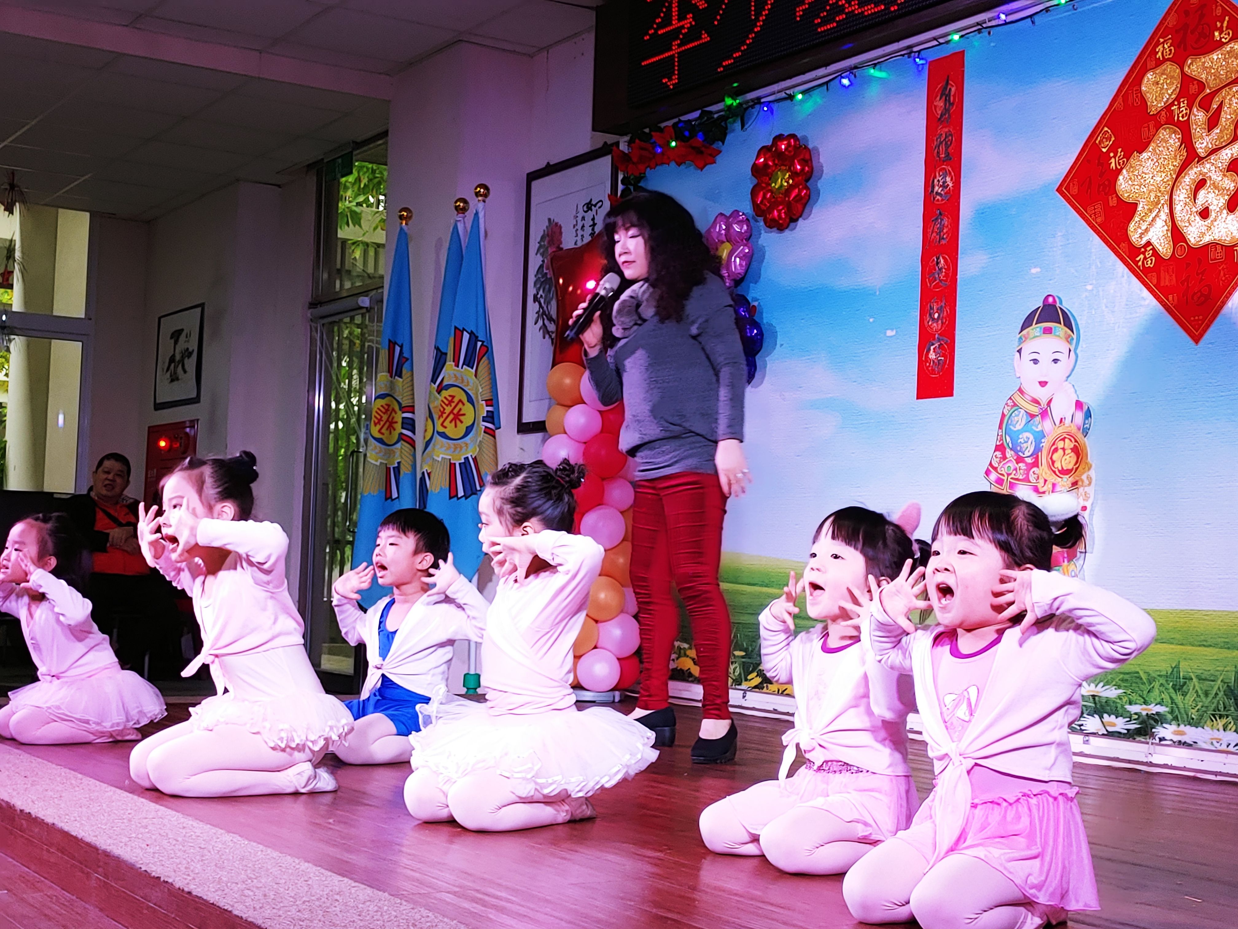 李少瓊舞蹈教室109年春節表演15