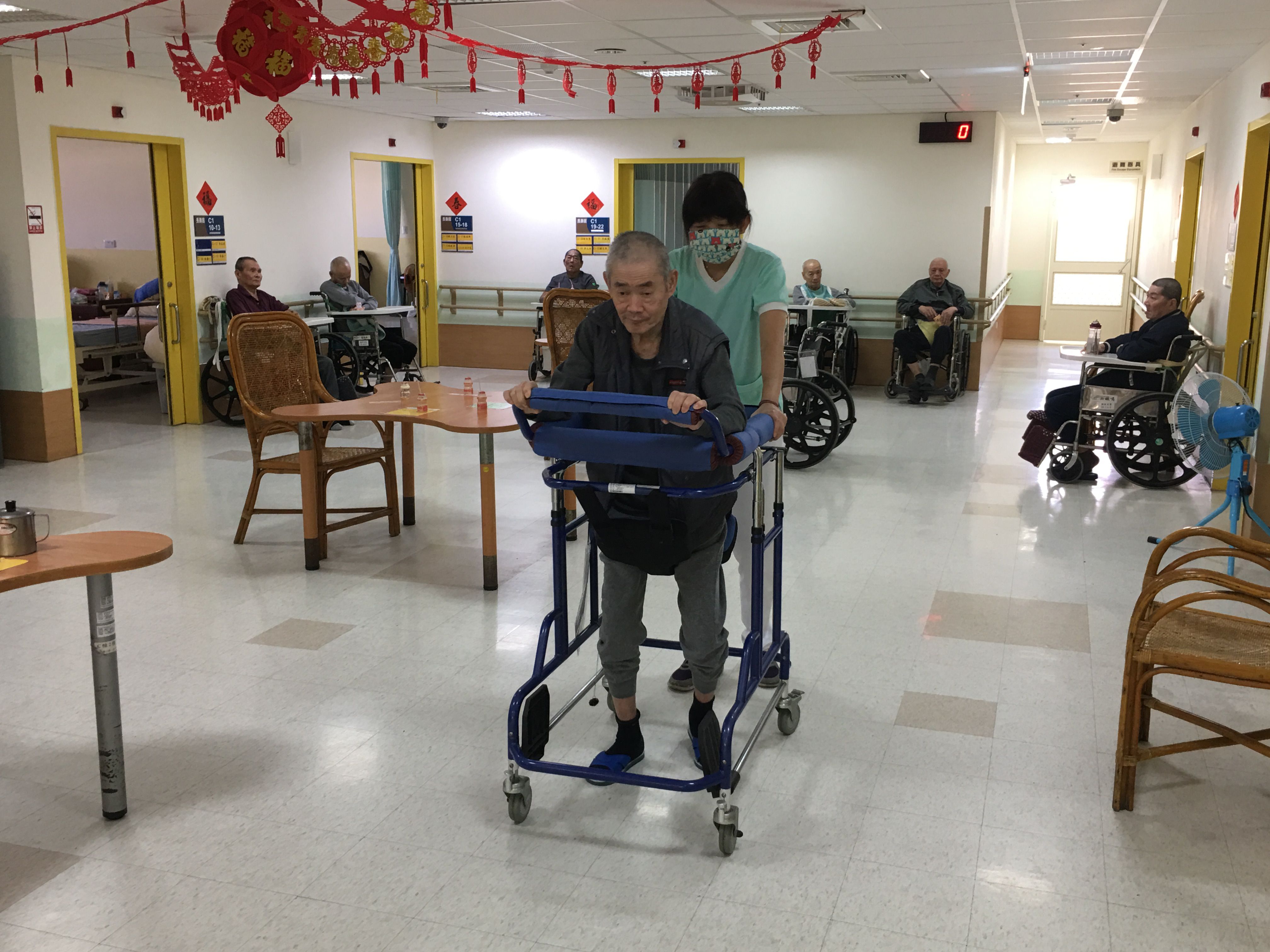 109年2月25日學步車訓練
