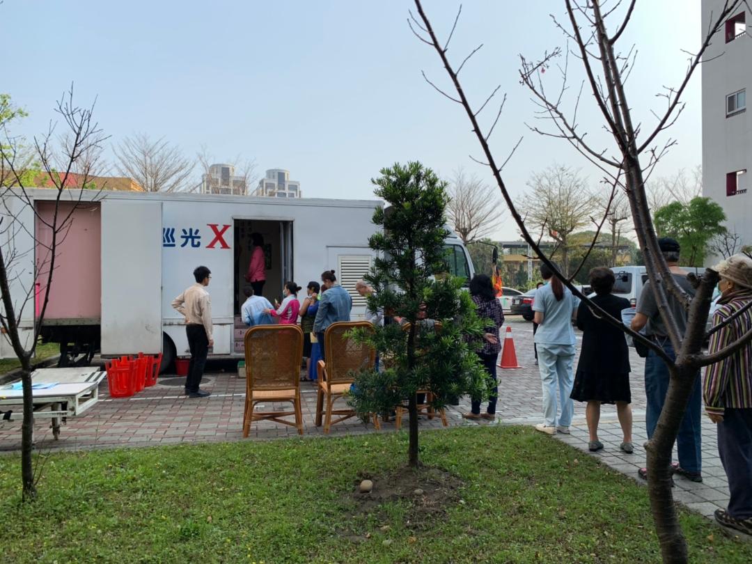 108年度住民健康管理及感染管制，與臺北榮總桃園分院合作住民胸部X光篩檢