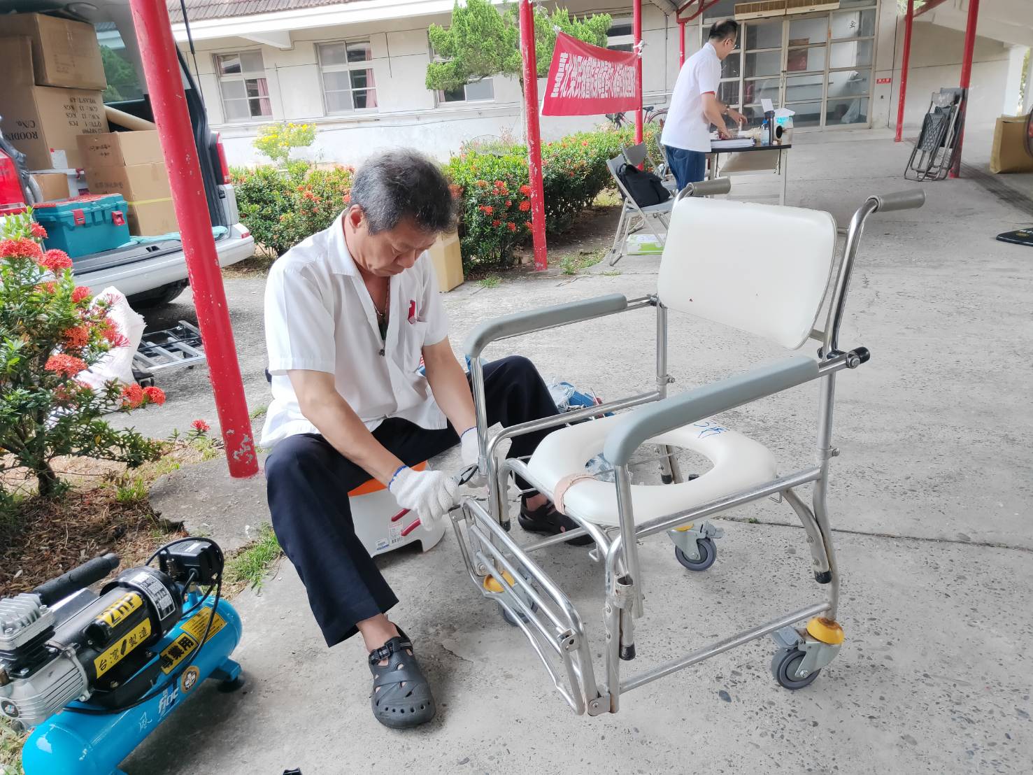 109年05月12日 揪甘心109年度輔具檢測維修巡迴服到屏東榮家