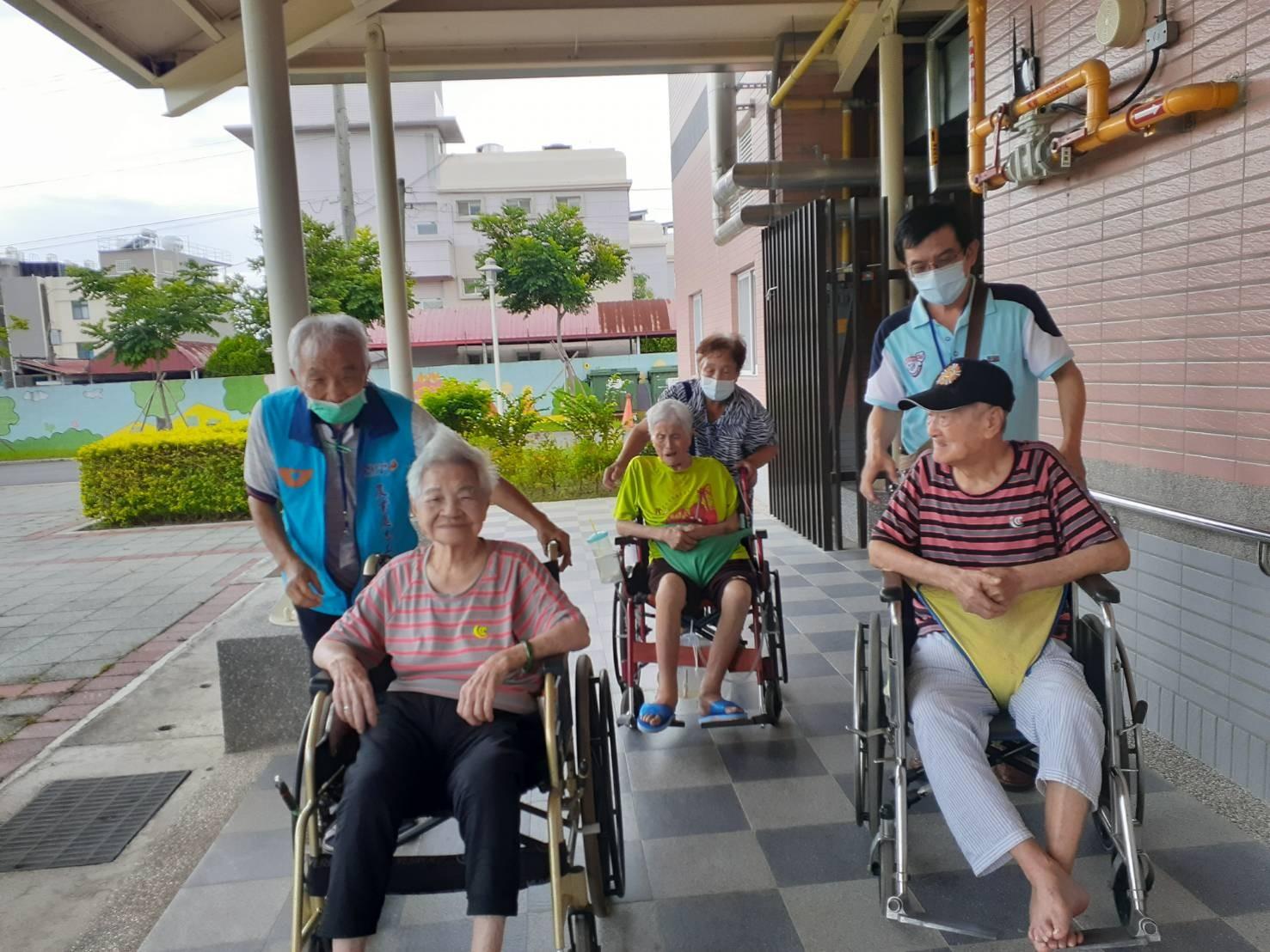 109年7月1日長青樂齡志工服務