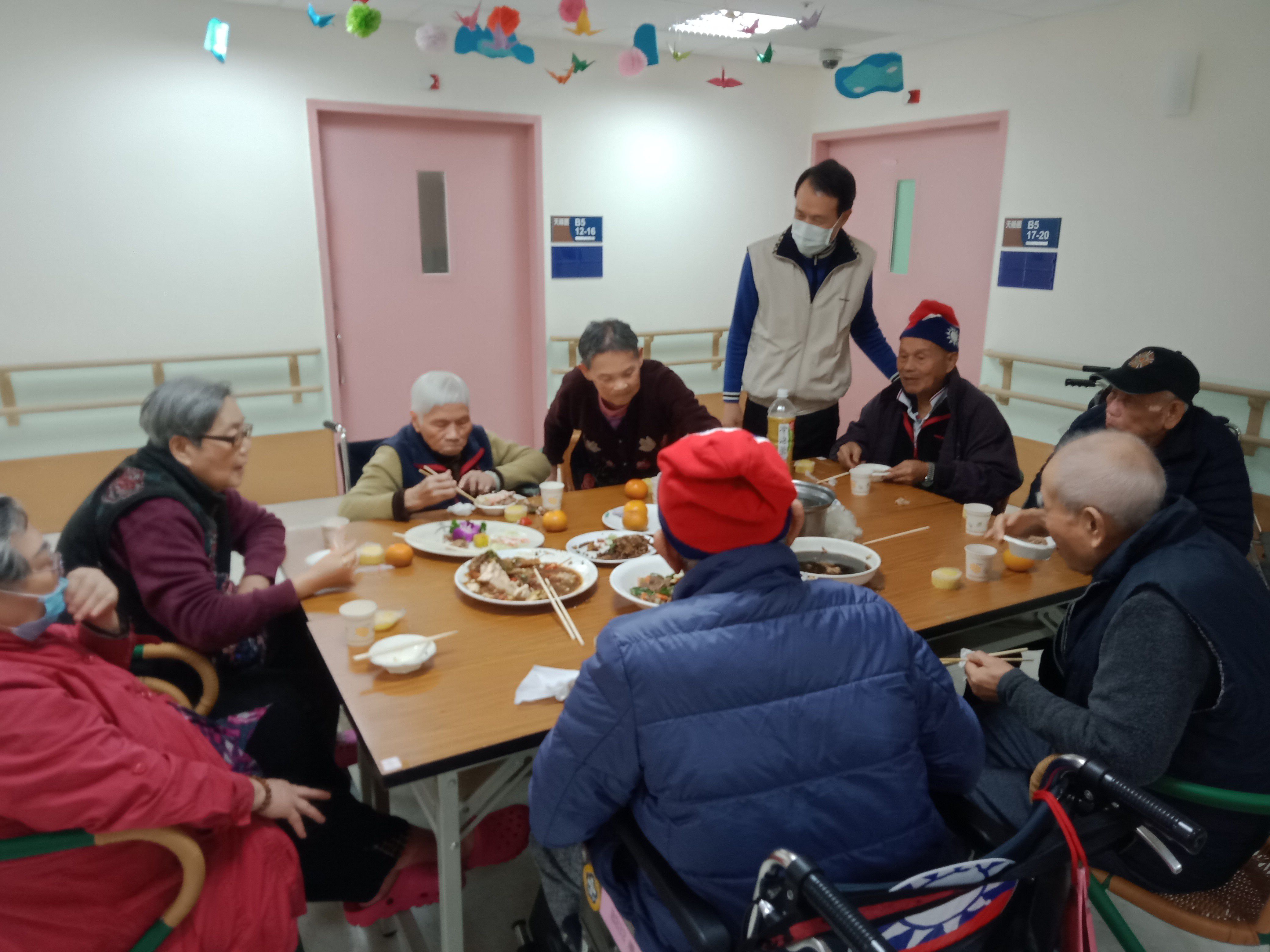 110年1月27日壽星住民慶生餐會