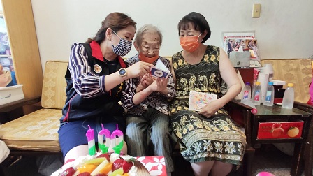 【百歲祝壽】臺北市榮民服務處慶賀邵胡錦秀奶奶100歲嵩壽