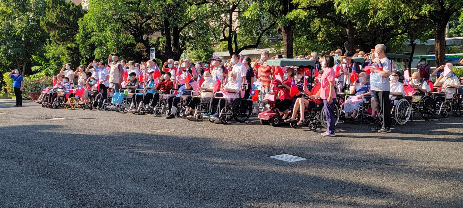 萬象顯氣勢為國慶生 我國旗旗海飄揚府城