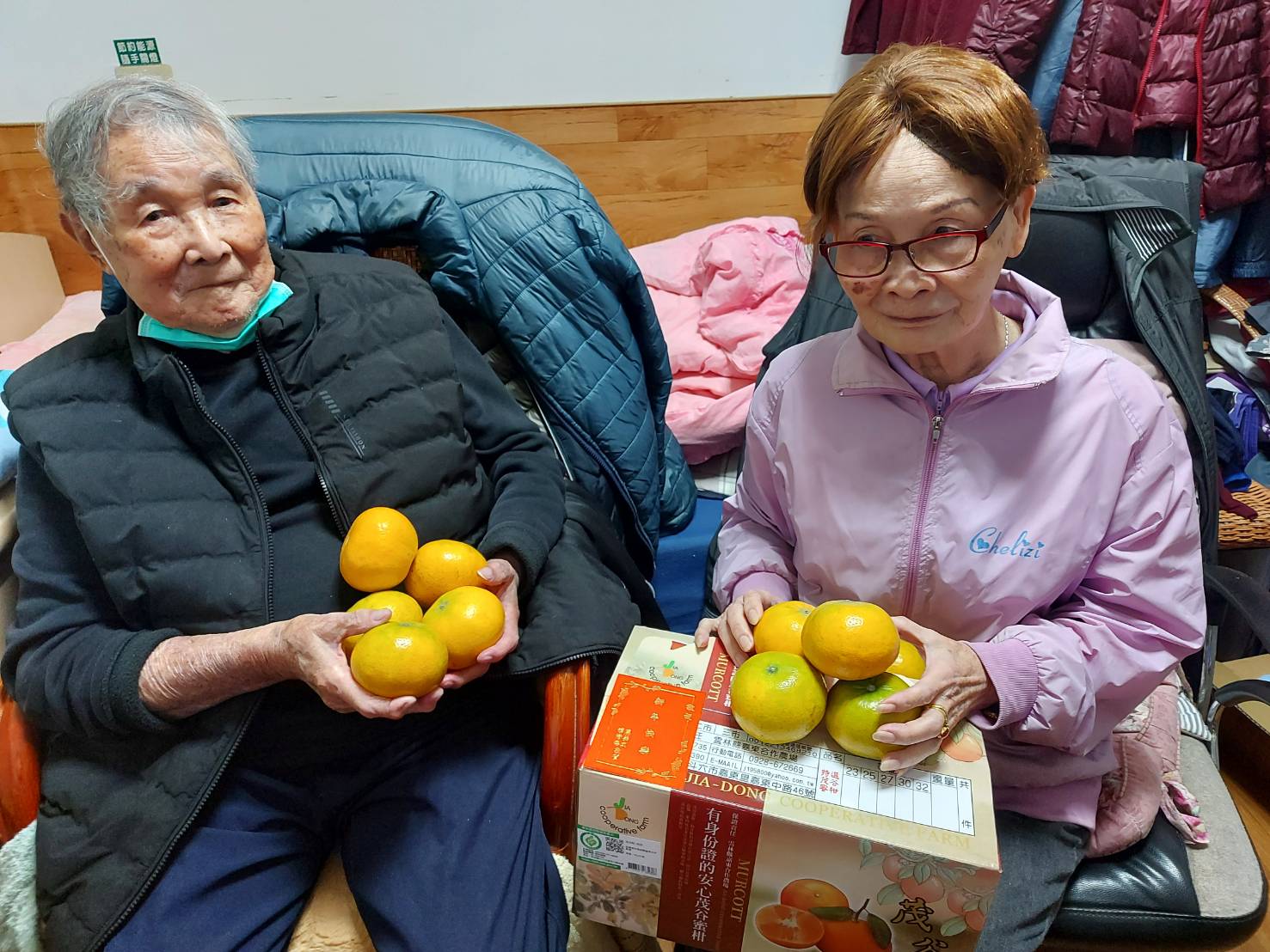 總統府春節前夕致贈茂谷禮盒  榮家長輩感恩於心