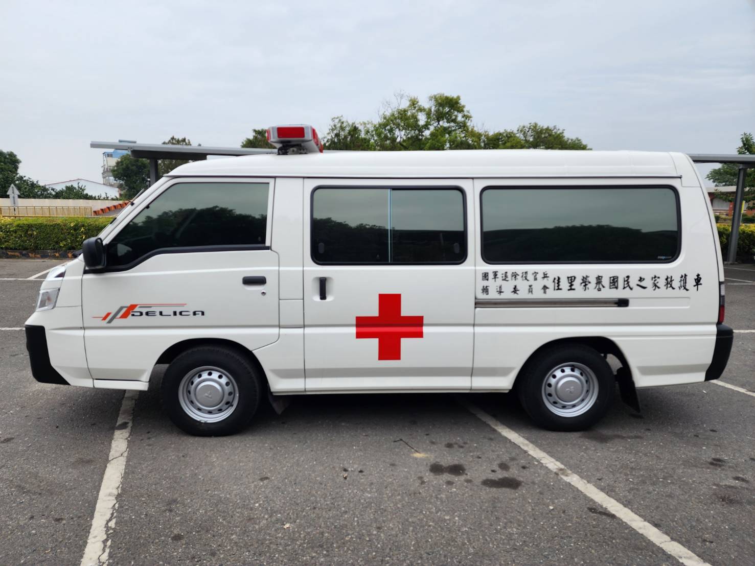 佳里榮家全新救護車加入安全救護行列