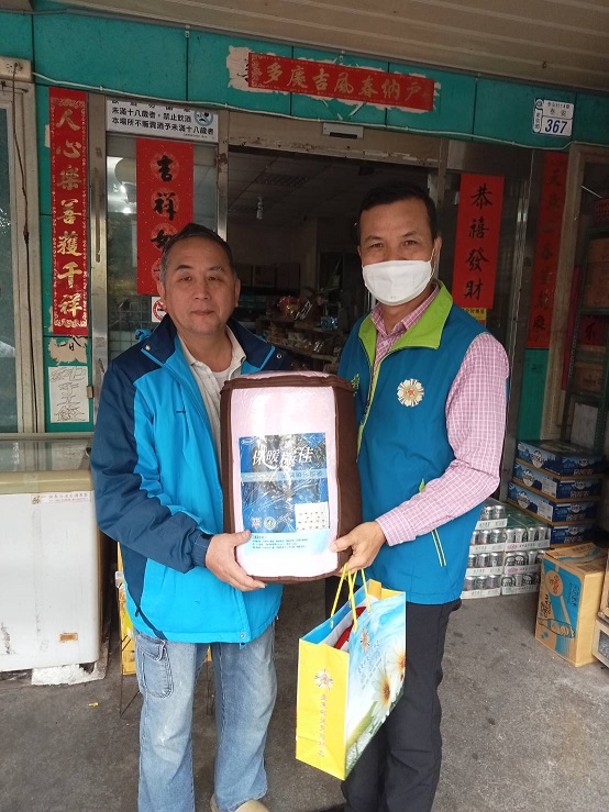 傾聽問題關心榮民眷