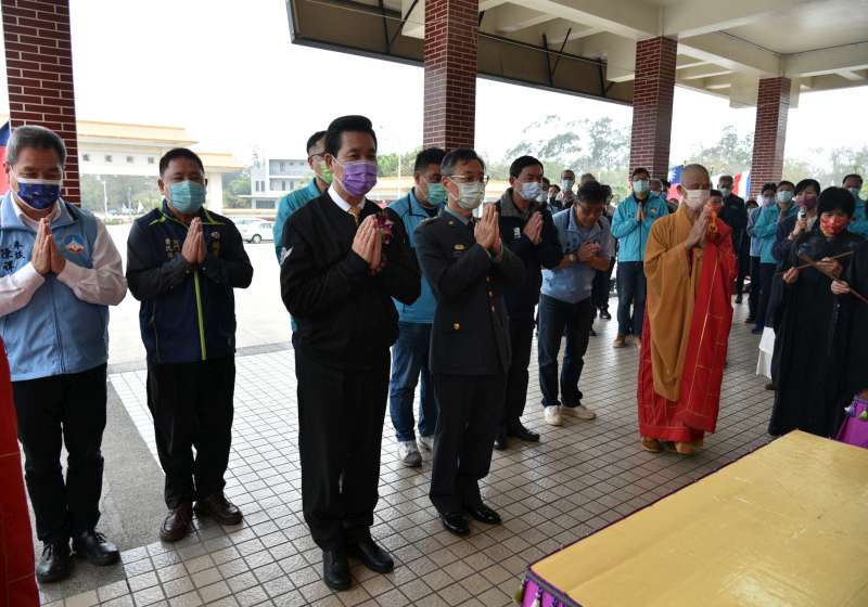 感恩追思在金亡故榮民，金門縣榮服處處長參加縣府春季超薦法會