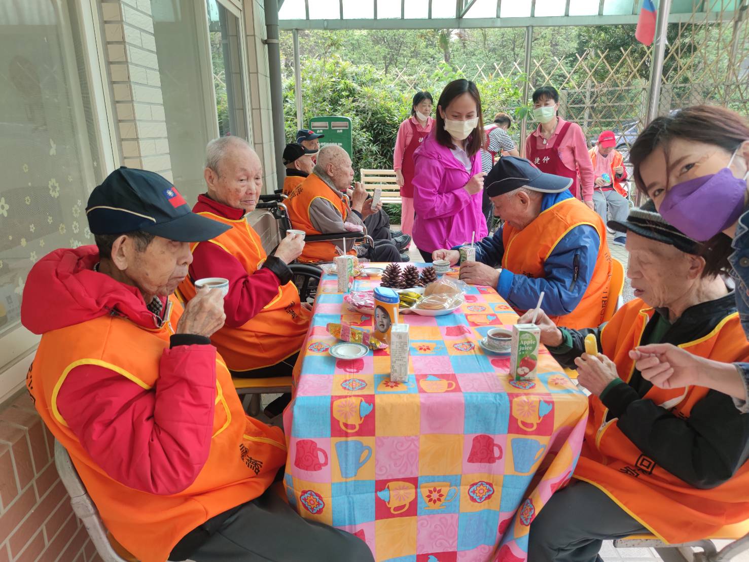 桃園榮家失智園區「解憂雜貨店」開張啦