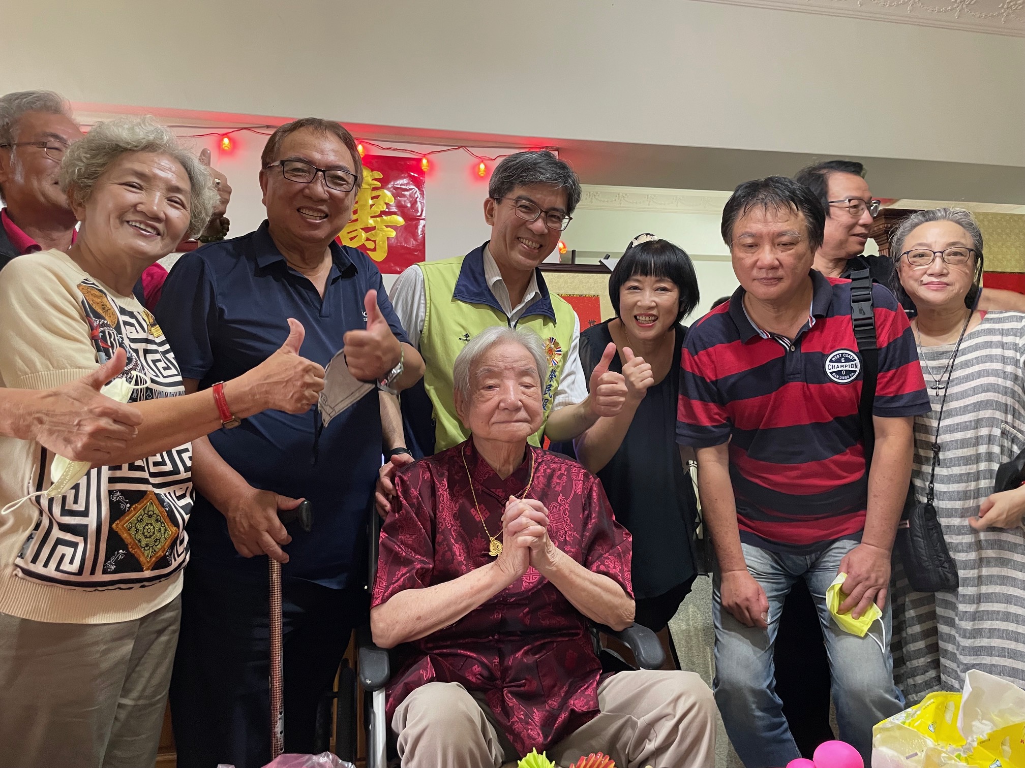 臺中市榮民服務處祝賀清水區榮民徐世修百歲壽誕