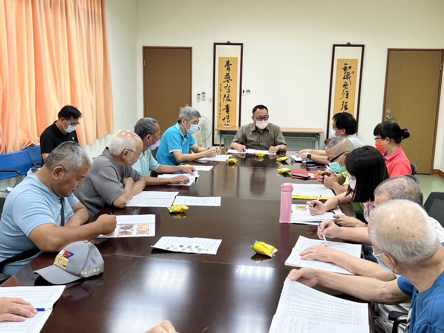 112年08月10日屏東榮家召開伙食檢討會~吃好吃飽提昇吃的品質