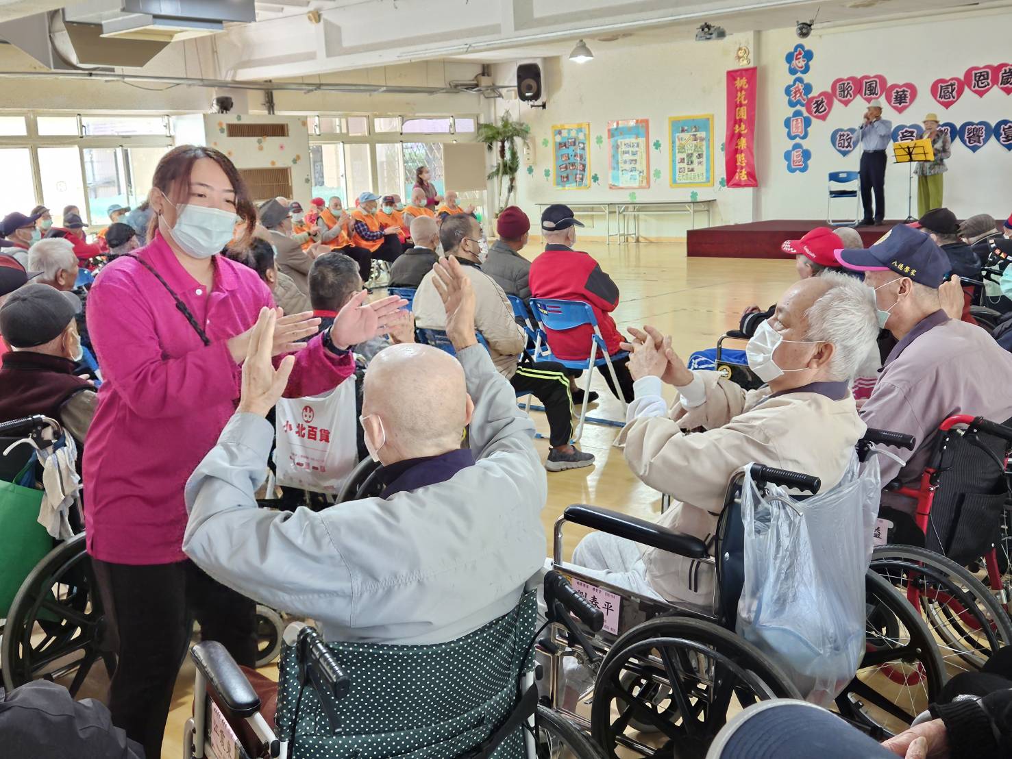 張愛民攜手熊綉娟敬老音樂饗宴 傳愛溫情滿桃園榮家