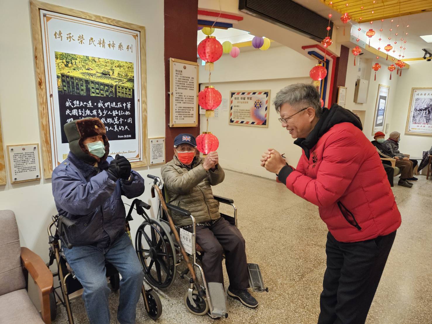 桃園榮家仙女煙花 樂新春 長輩璀璨過好年