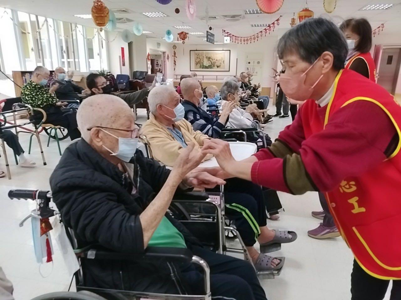 113年2月6日榮欣志工團康活動