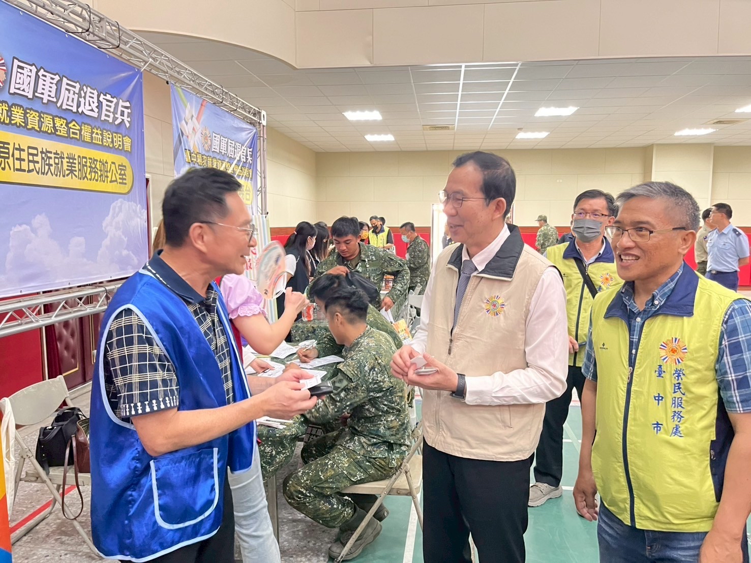 臺中市榮服處協助屆退官兵增進職場競爭力協助穩定就業