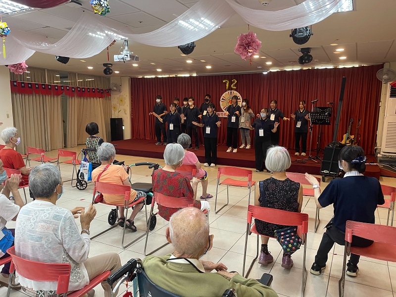 114年6月7日慈濟揚善青年攜手關懷新竹榮家長輩度過溫馨午後時光