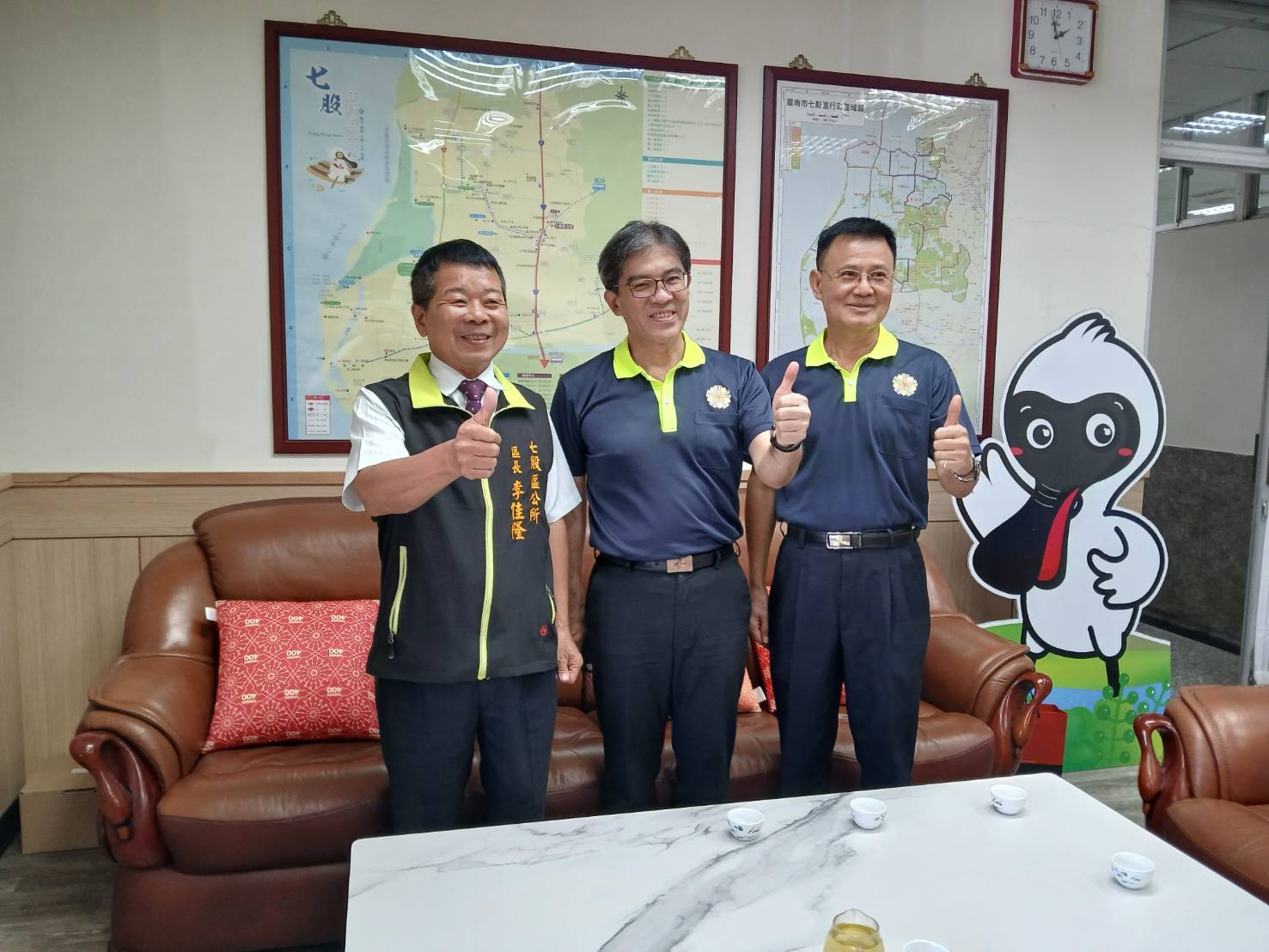 114.07.23 佳里榮家主任履新拜會地區首長及感謝災後全力支援復原工作