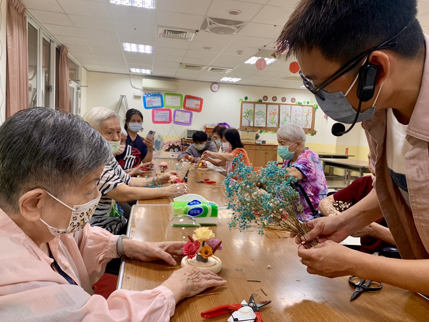 114年7月21日園藝輔療-永生花玻璃球