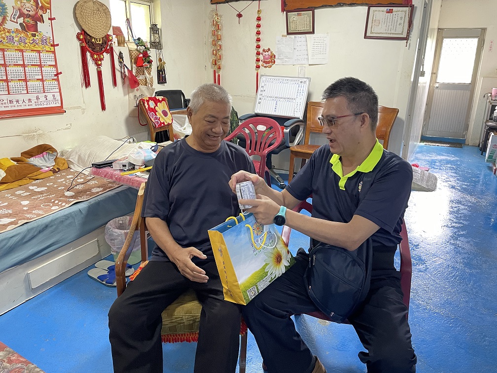 臺東榮服處雨後展開關懷及行動服務