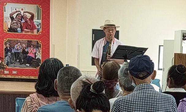 臺南榮家慶祝父親節，為長輩奏響記憶旋律
