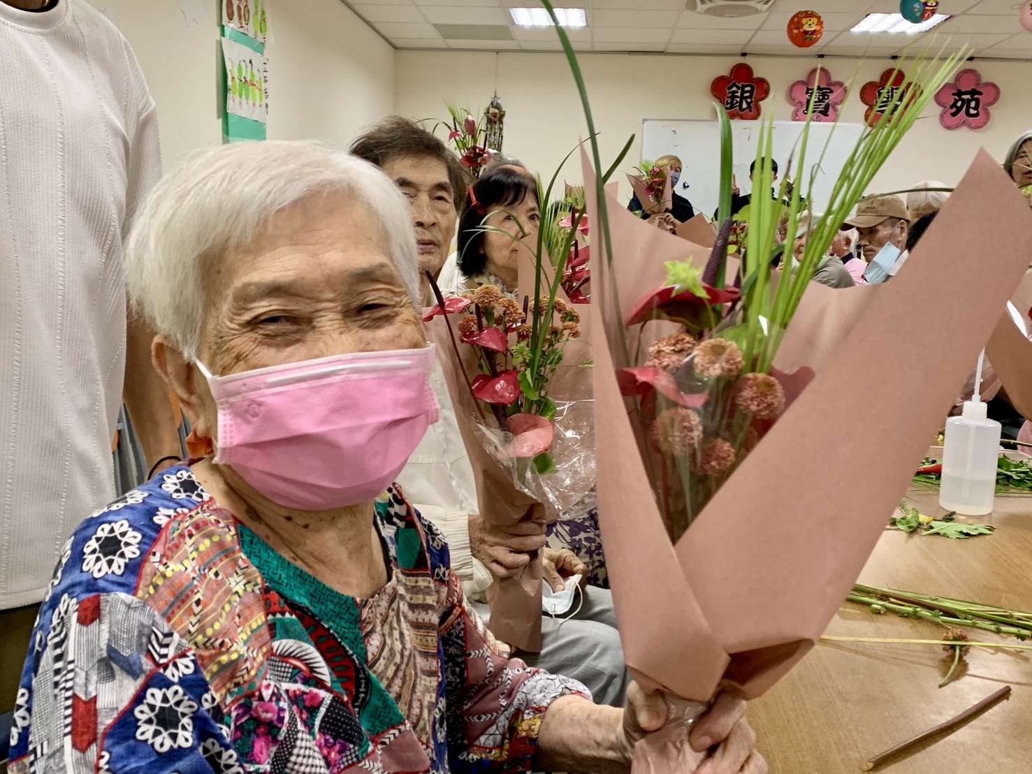 114年8月11日園藝輔療-漸層花束創作