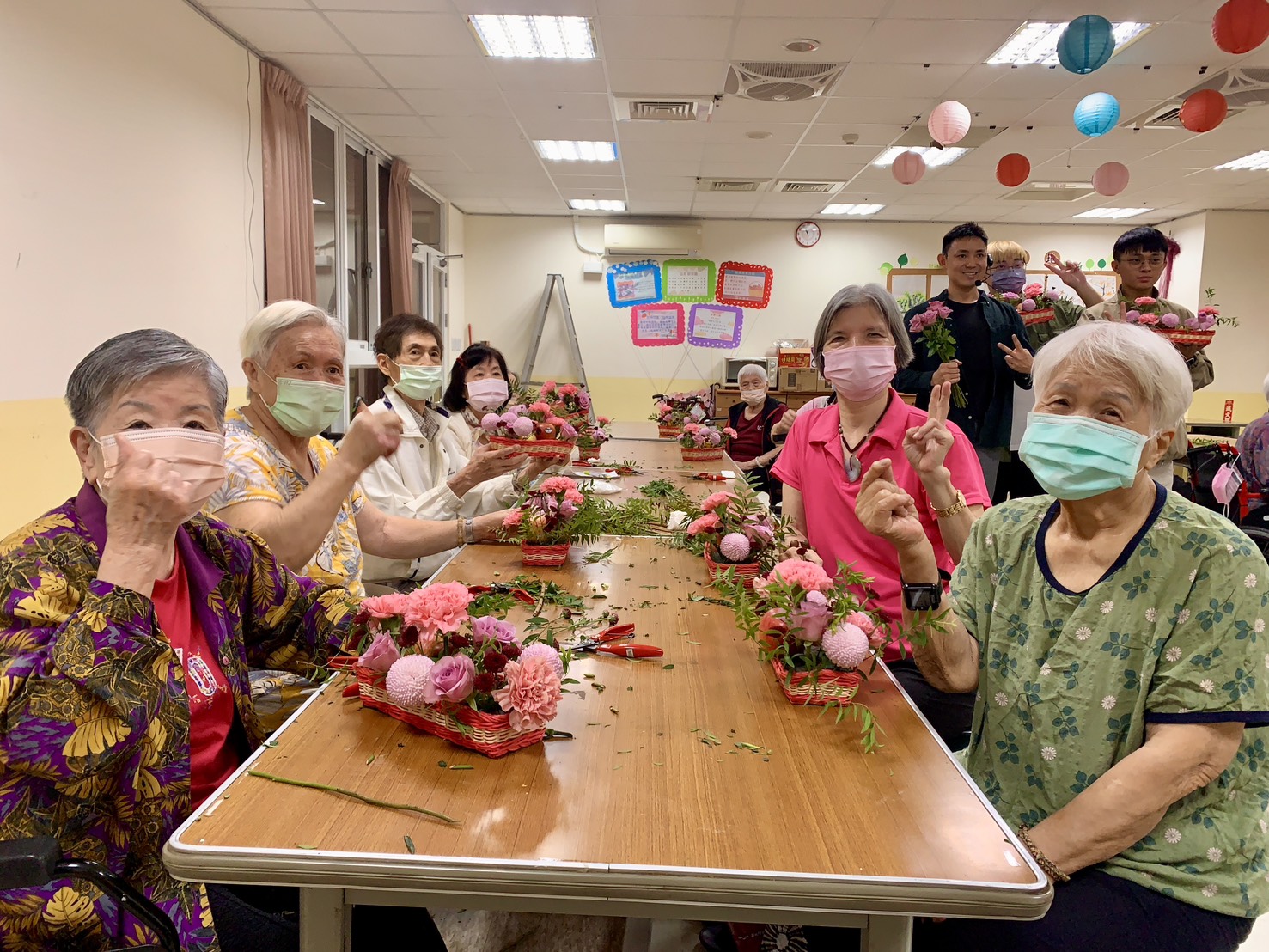 114年8月4日園藝輔療-水果禮盒盆花