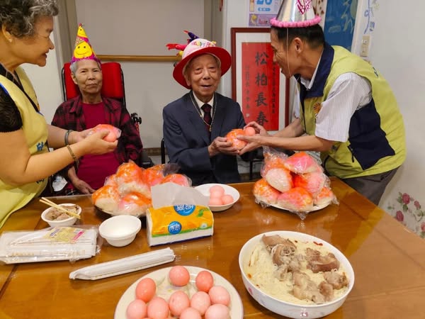 百歲榮民李克難爺爺壽誕臺中市榮服處歡慶祝壽