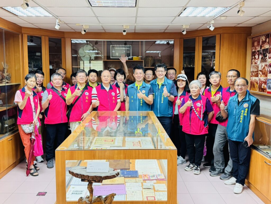 榮欣志工參訪苗栗榮服處處史館緬懷榮民對國家貢獻