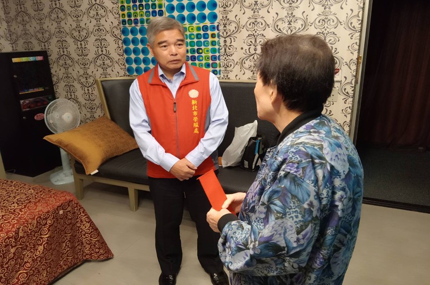 豪雨警報不歇 新北市榮服處跨區親訪 暖心慰問多處撤離榮民眷