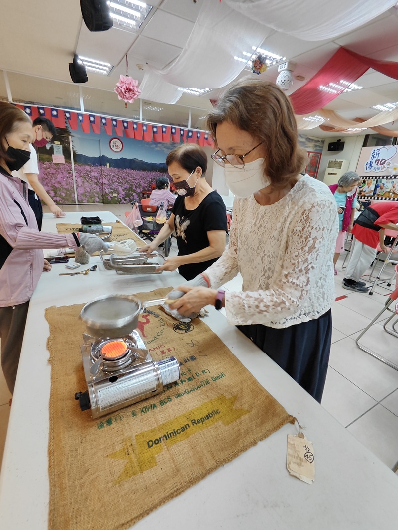 114年10月22日關懷據點_咖啡手作_3