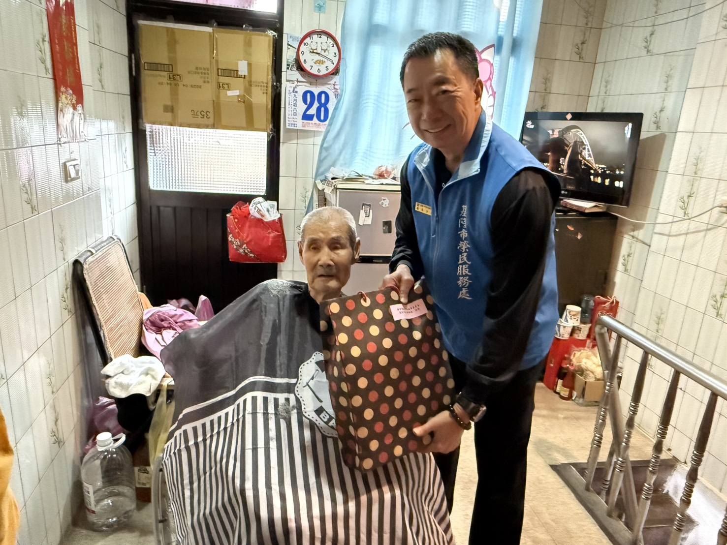 方正處長關懷訪視中山區榮民眷