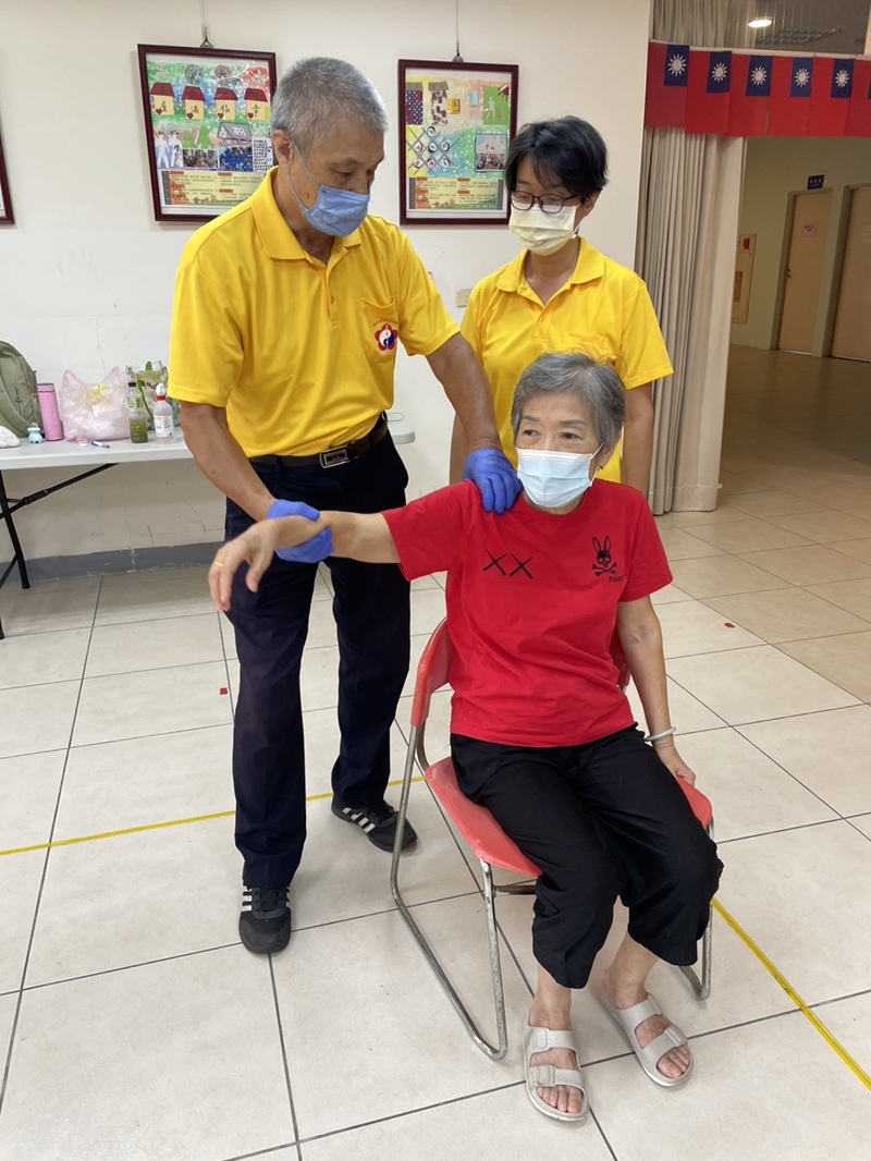 114年10月16日新竹縣針灸醫藥學會公益按摩活動