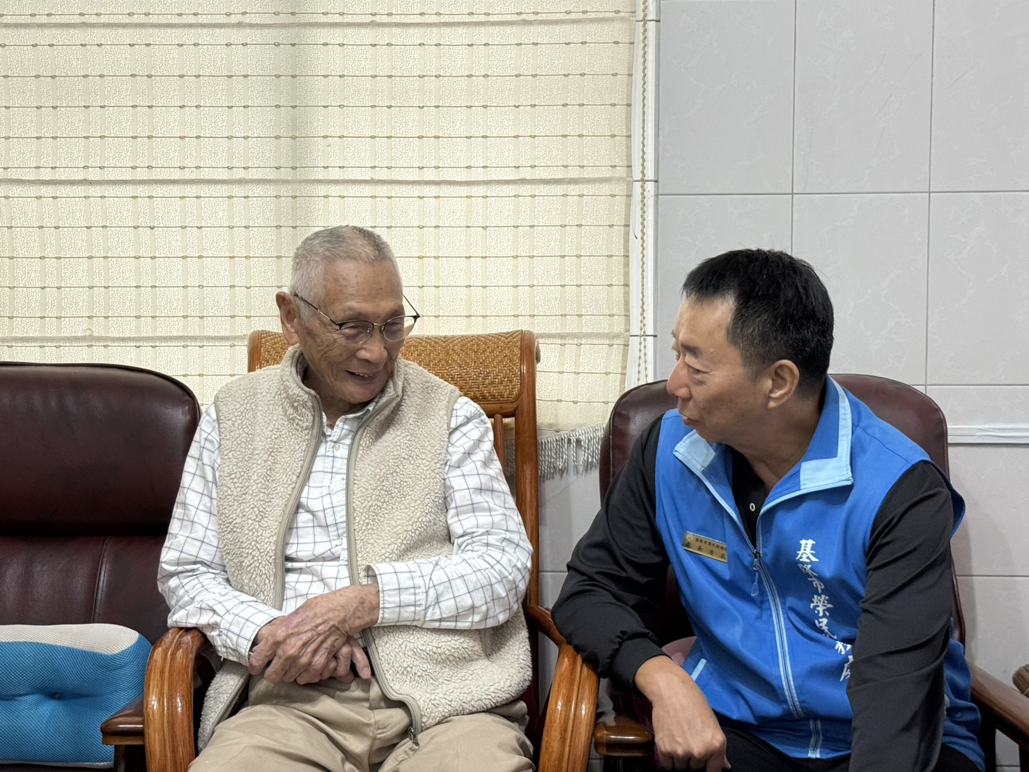 方正處長關懷訪視中山區榮民眷