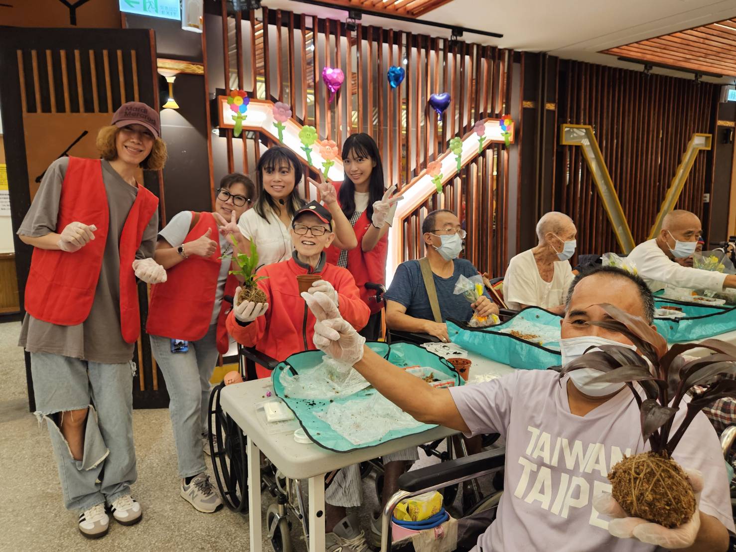 桃園榮家植物輔療活動🪴采盟免稅店苔球體驗療癒長者心❤