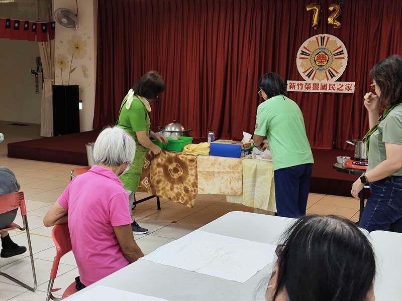 114年11月11日關懷據點活動_園藝治療