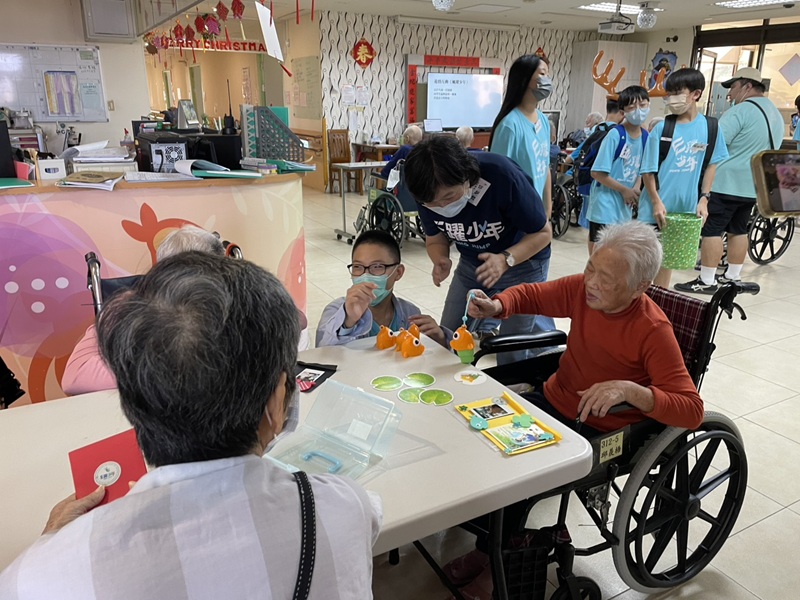 114年11月9日星光歡樂派青銀共學活動_2
