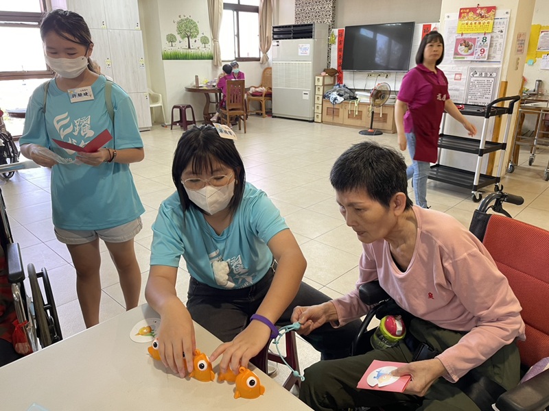 114年11月9日星光歡樂派青銀共學活動_4